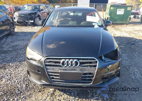 2015 Audi A3 2.0T Premium z USA, uszkodzony, nr VIN WAUEFGFFXF1116038